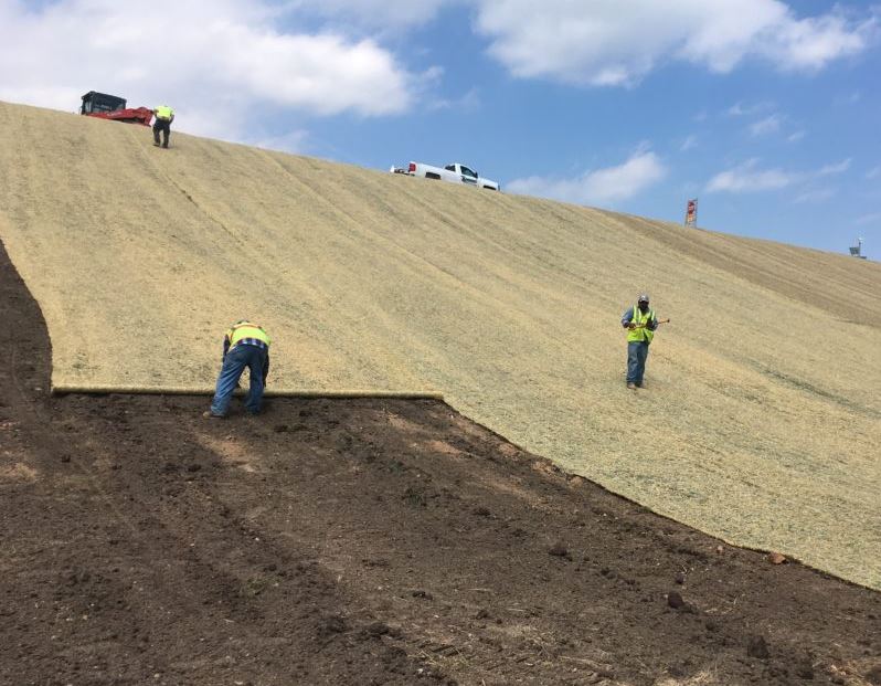 Straw Single Net - Erosion Control Blanket - 8' x 112.5'